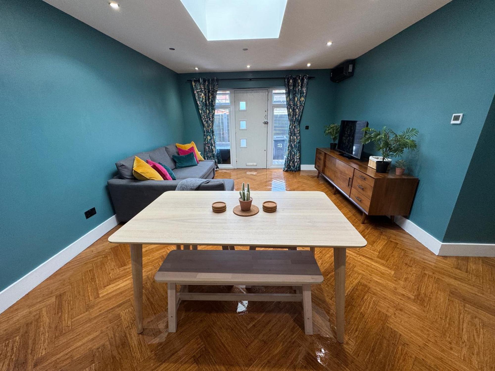 Streatham House - 2 Bedroom - Sleeps 6 - Free Wifi Streatham Vale Exterior foto